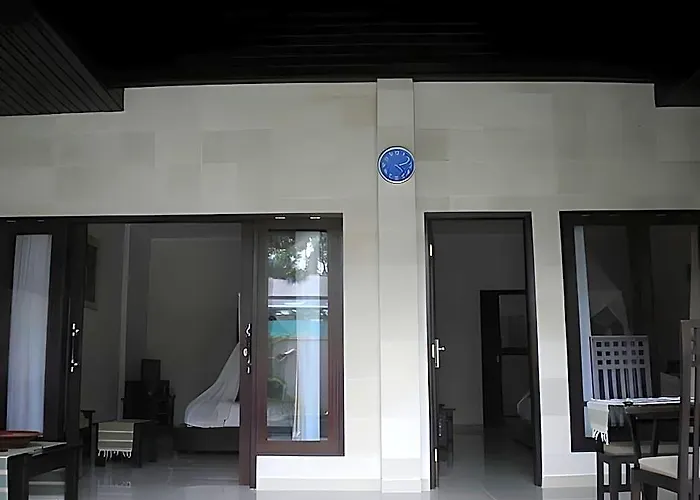 Evita فندق Batuan